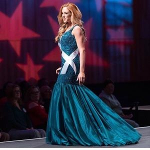 Sherri Hill Mermaid Teal pageant prom dress gown